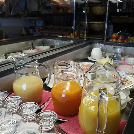 Arcadia ホテル 2*