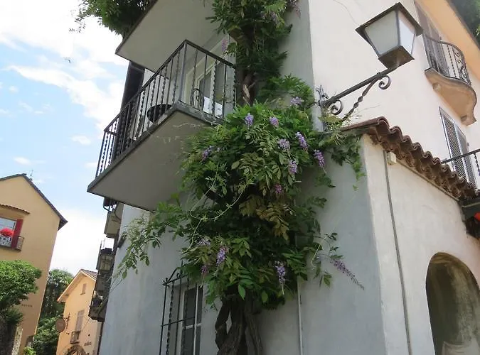 Ξενοδοχείο Arcadia 2*